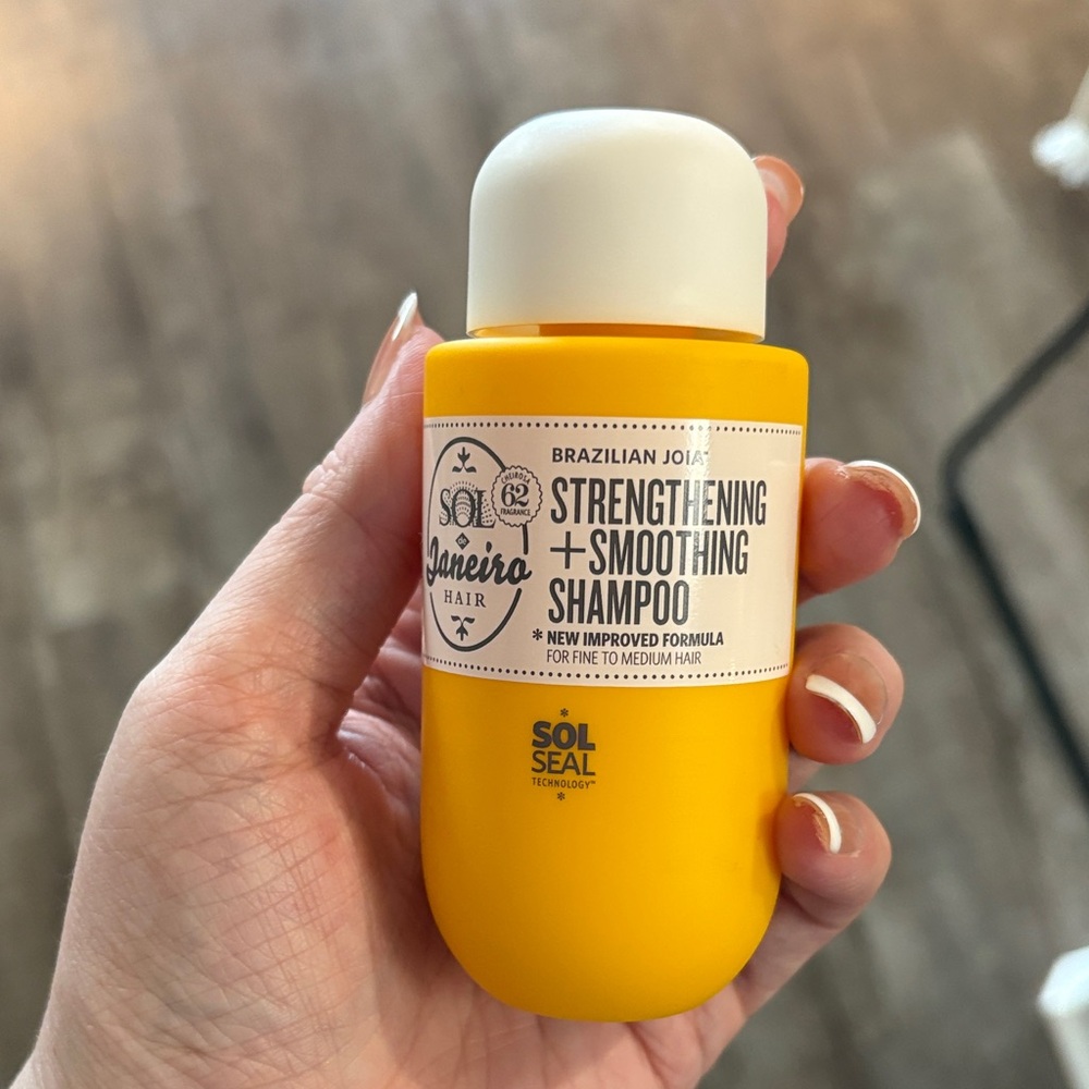 Sol de Janeiro Strengthening + Smoothing Shampoo